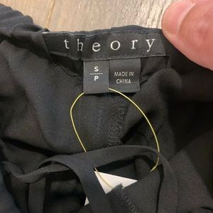 Women’s Black pants by Theory - size Small